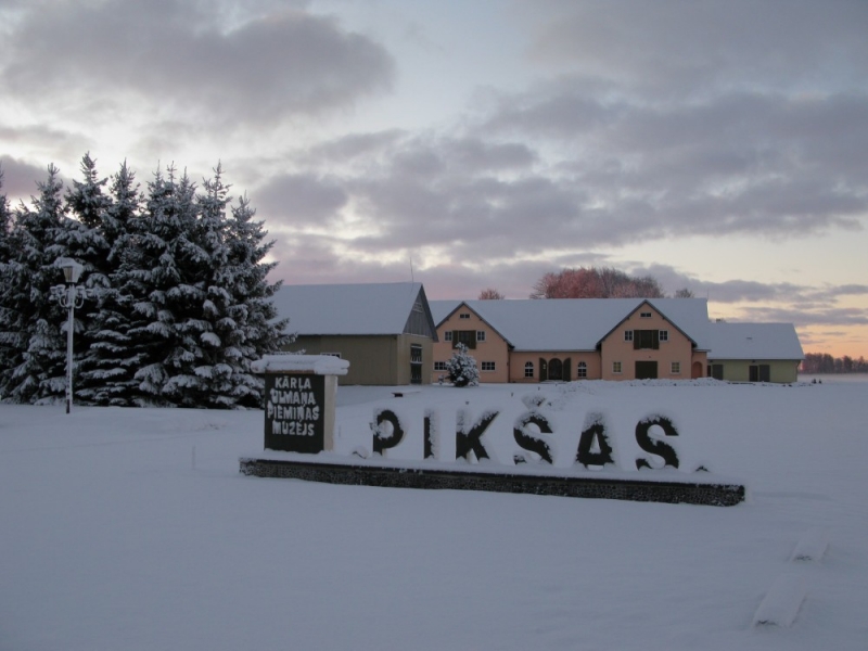 K.Ulmaņa piemiņas muzejs “Pikšas” ziemas skatā