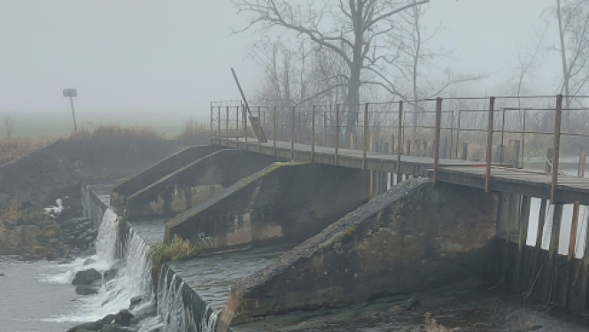 Ūdenskritums un slūžas dzirnavās