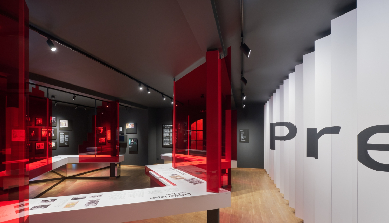 Lielākā Kārlim Ulmanim veltītā ekspozīcija